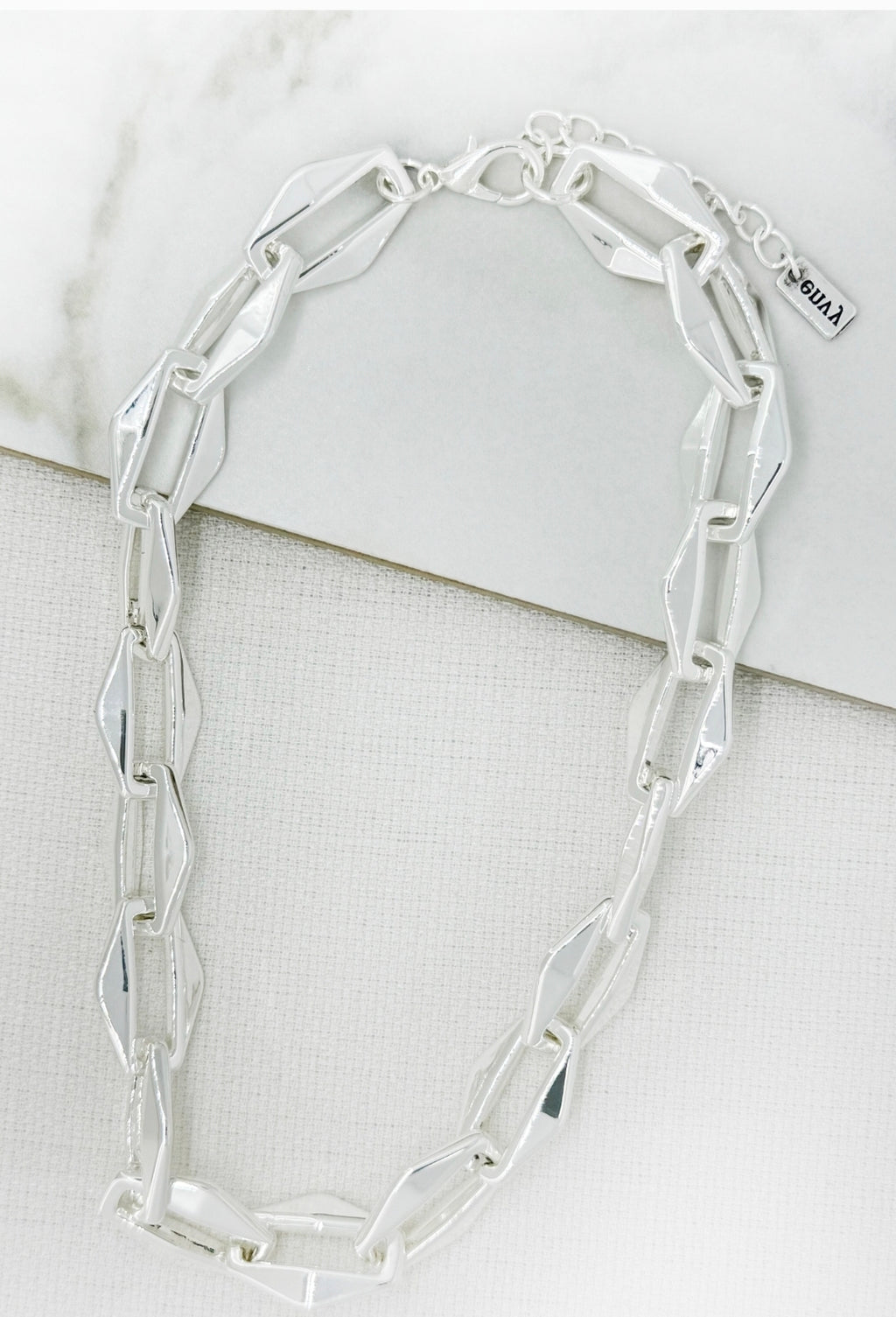 Envy 4760 Short thick faceted link necklace-Envy-White finn