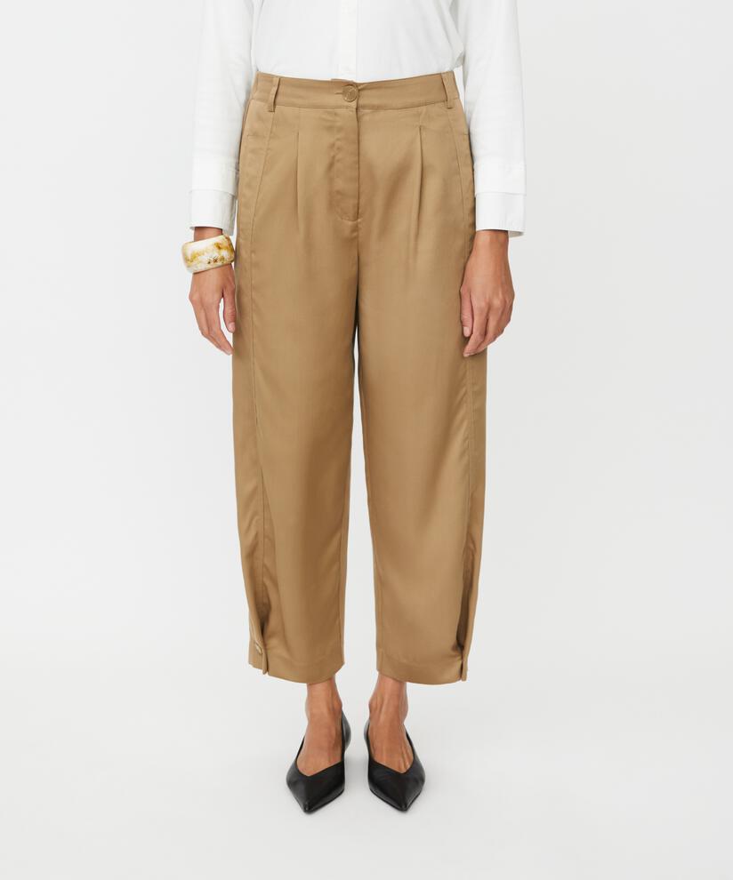 Masai MaPunna Trousers-Masai-White finn