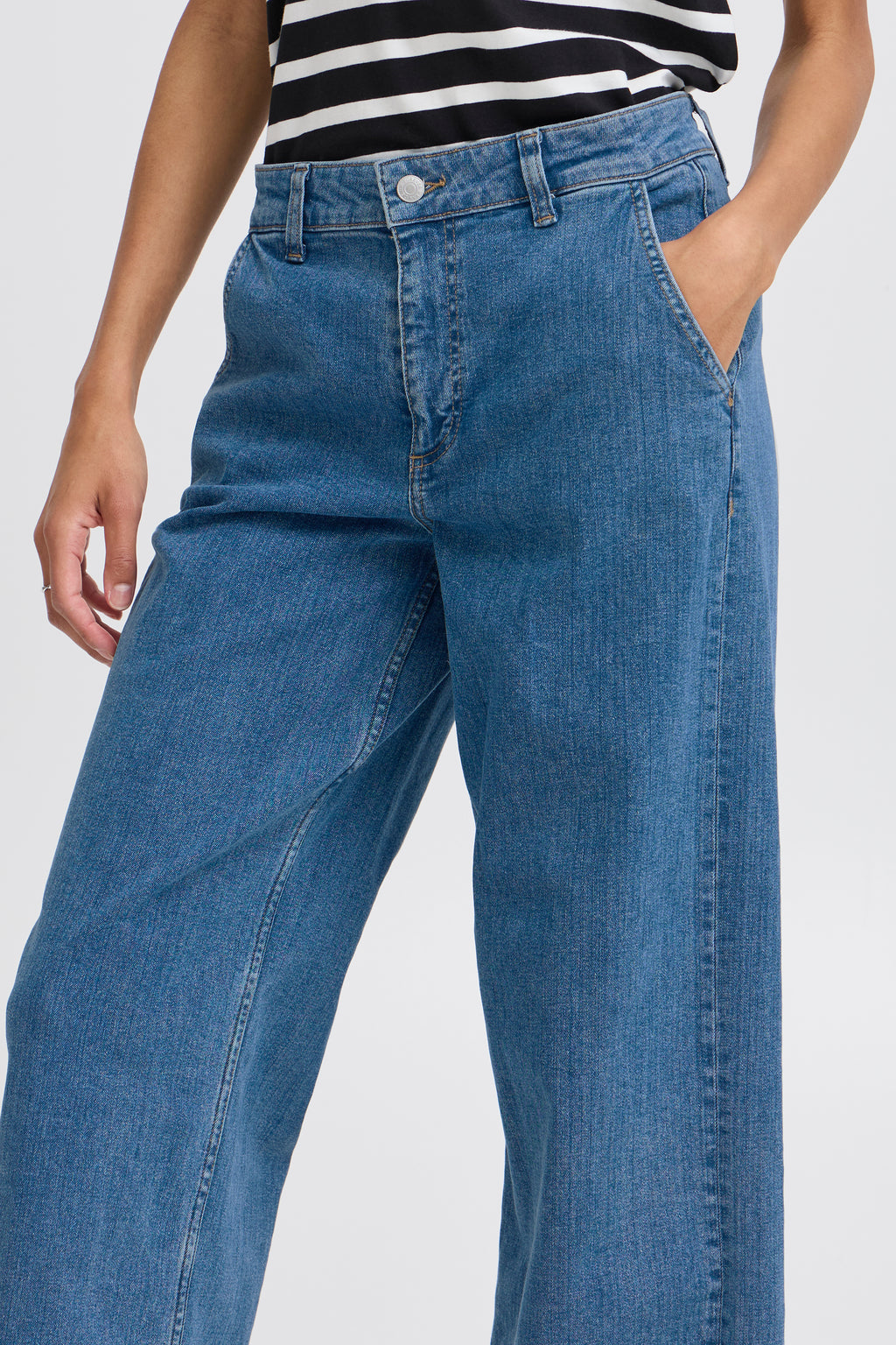 B young Komma Jeans
