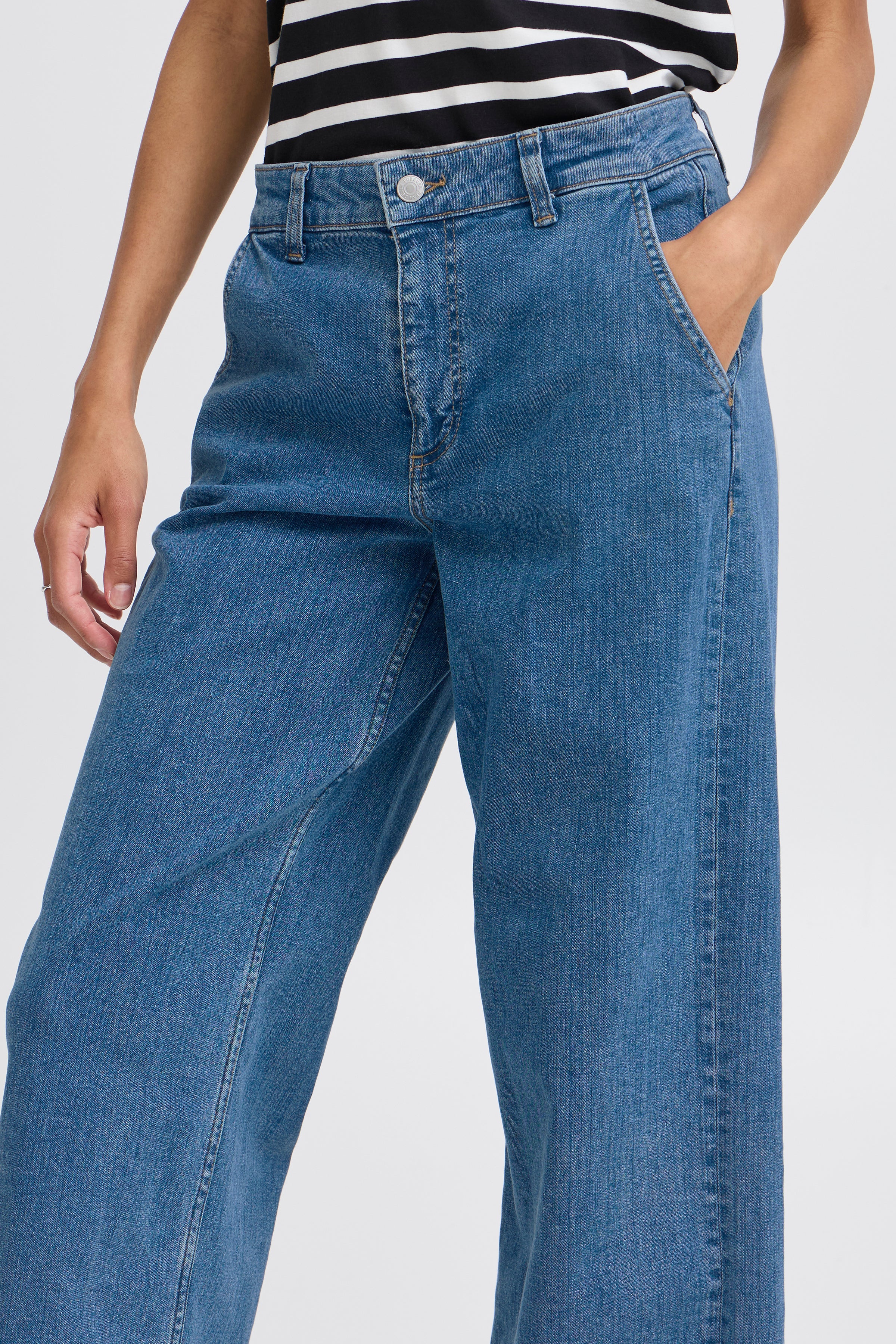 B young Komma Jeans-Trouser-White finn