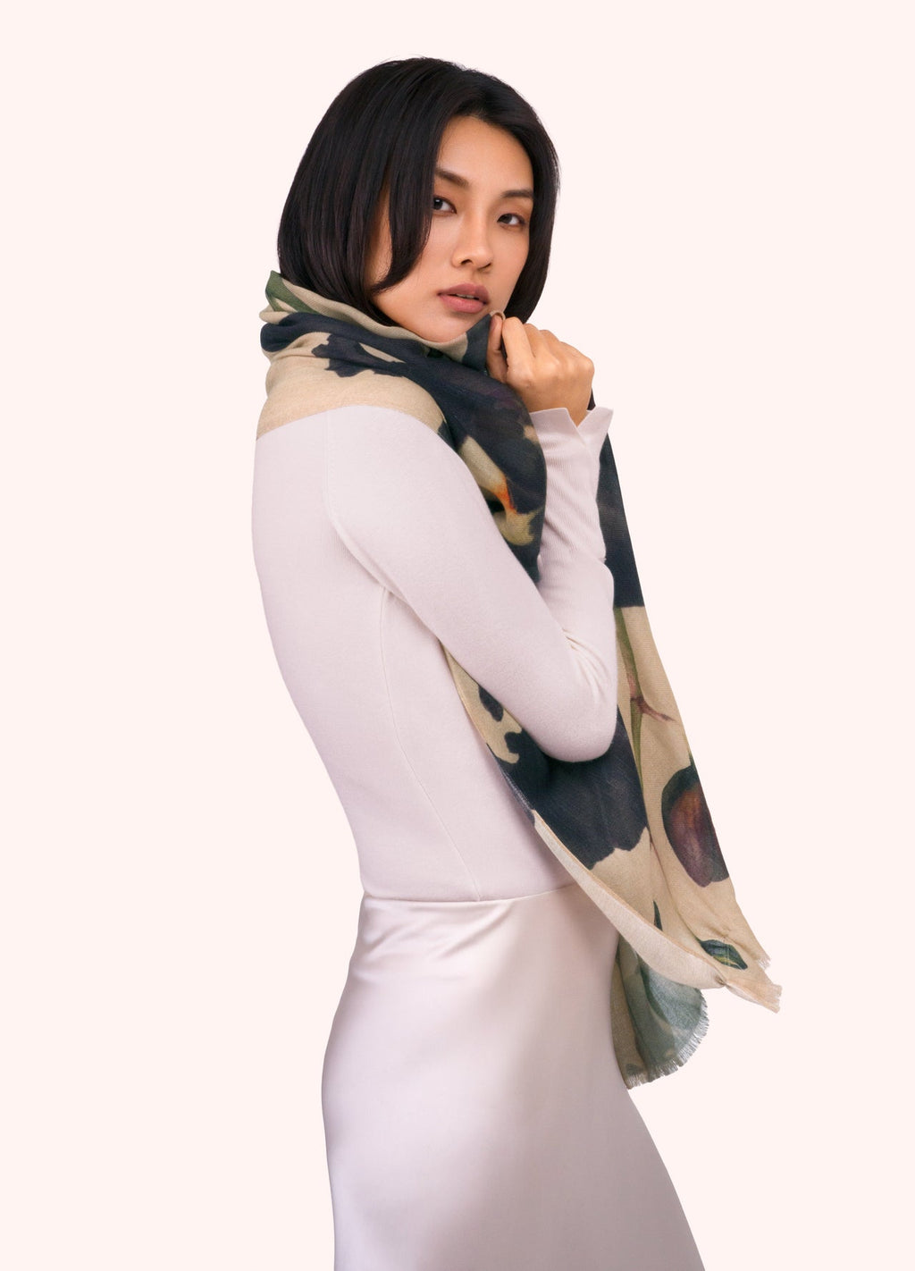 Powder Wool Wrap Scarf - Midnight Orchid