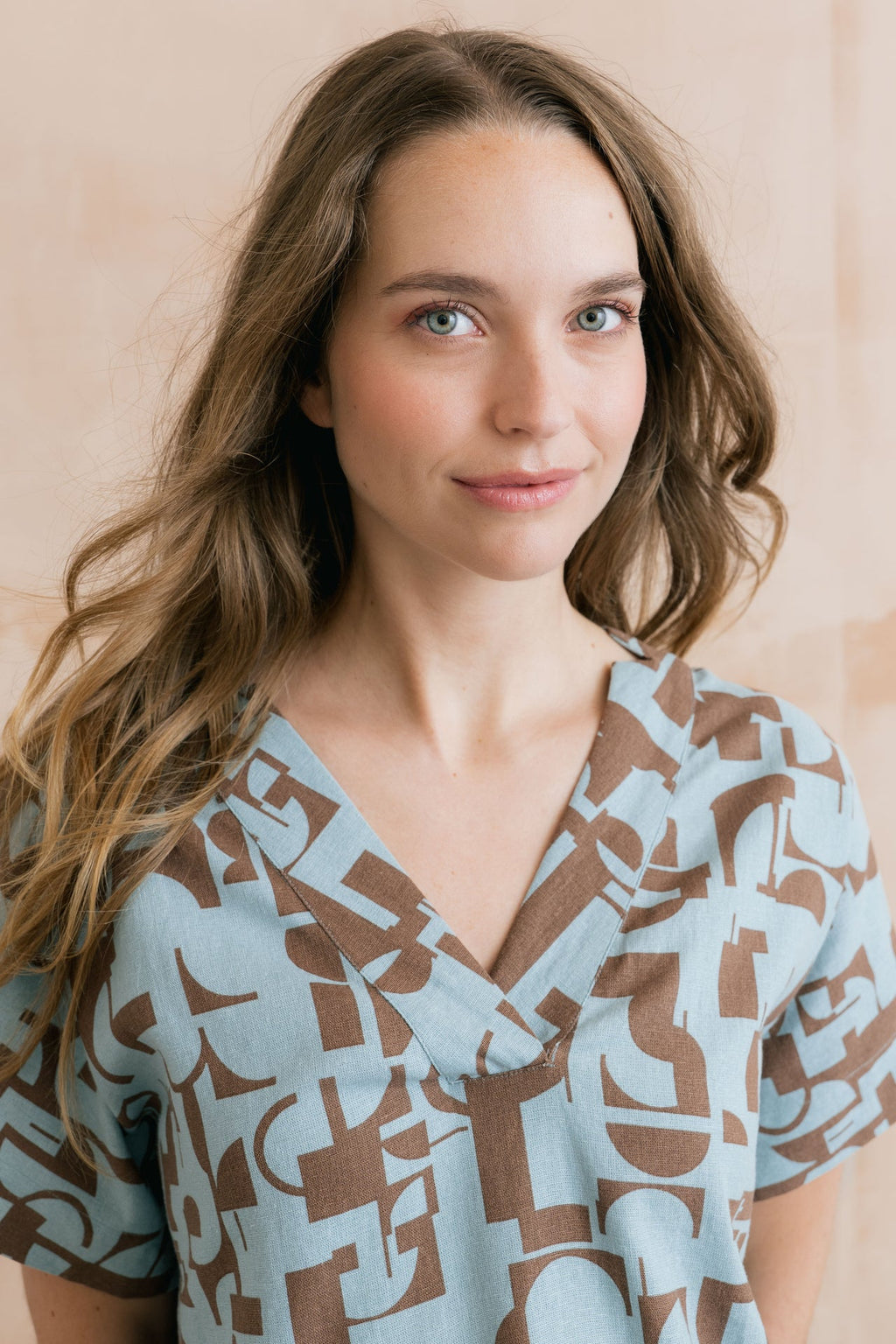 Lily and Me Orchard Linen Blend Shell Top Mocha
