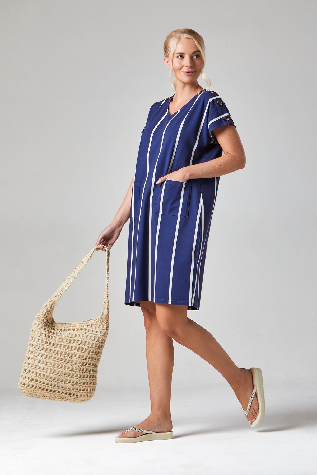 Alice Collins Clothing UK | Dresses, Tops & Women's Fashion White finn Alice Collins Clothing UK | Dresses, Tops & Women's Fashion White finn