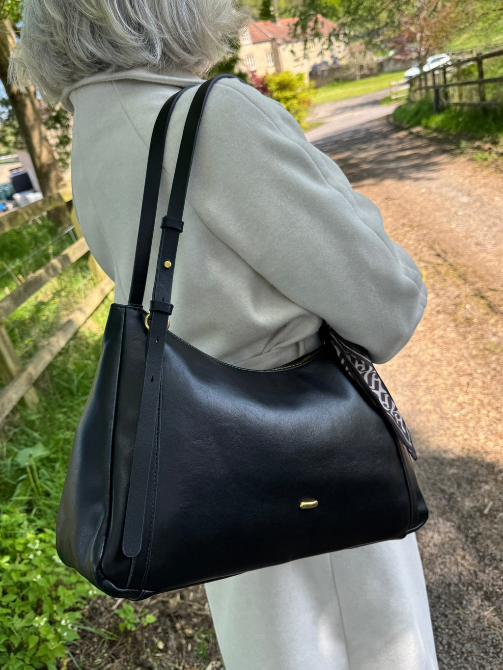 David Jones slouchy Shoulder Bag CM8677