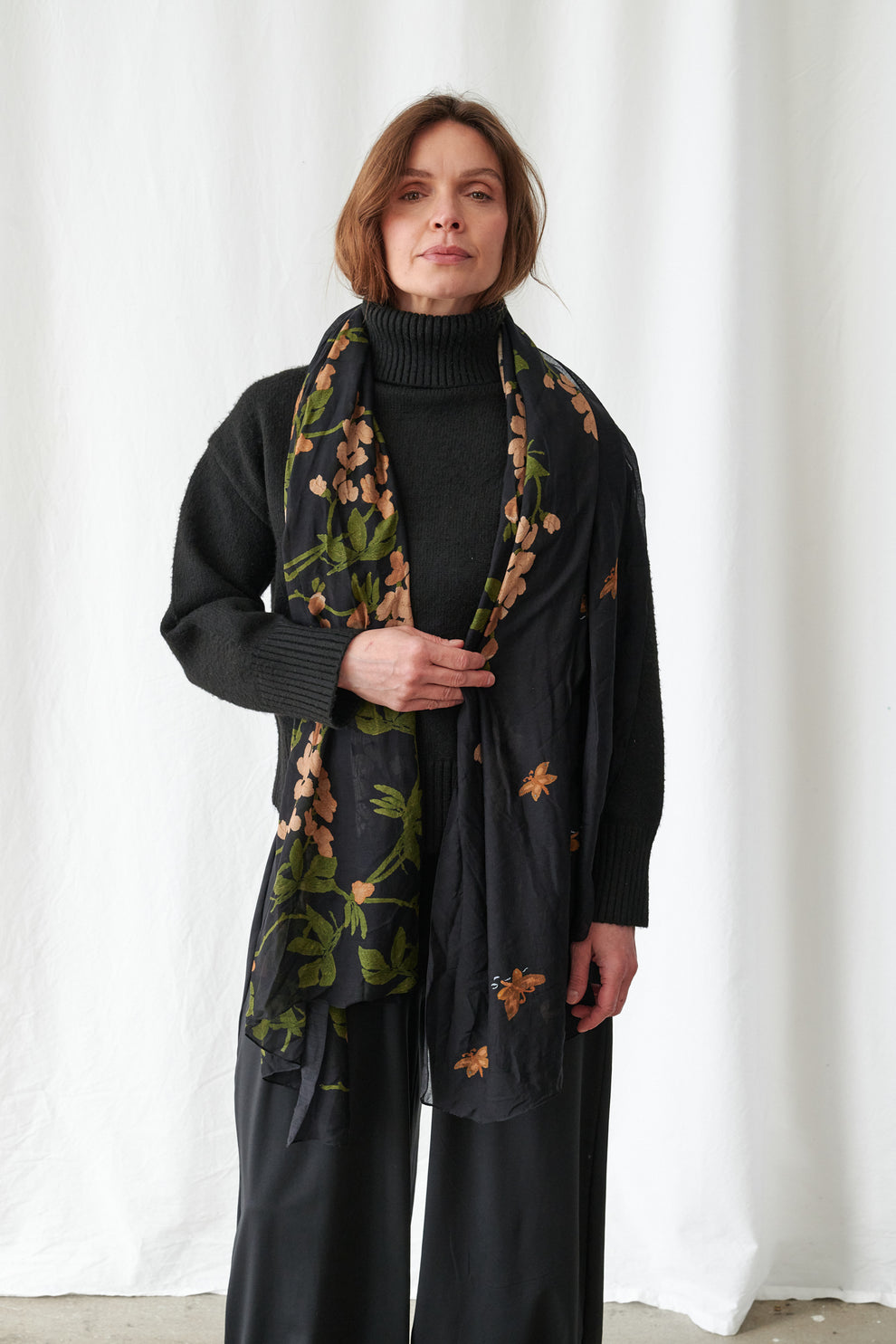 One Hundred Stars Wisteria Black Scarf