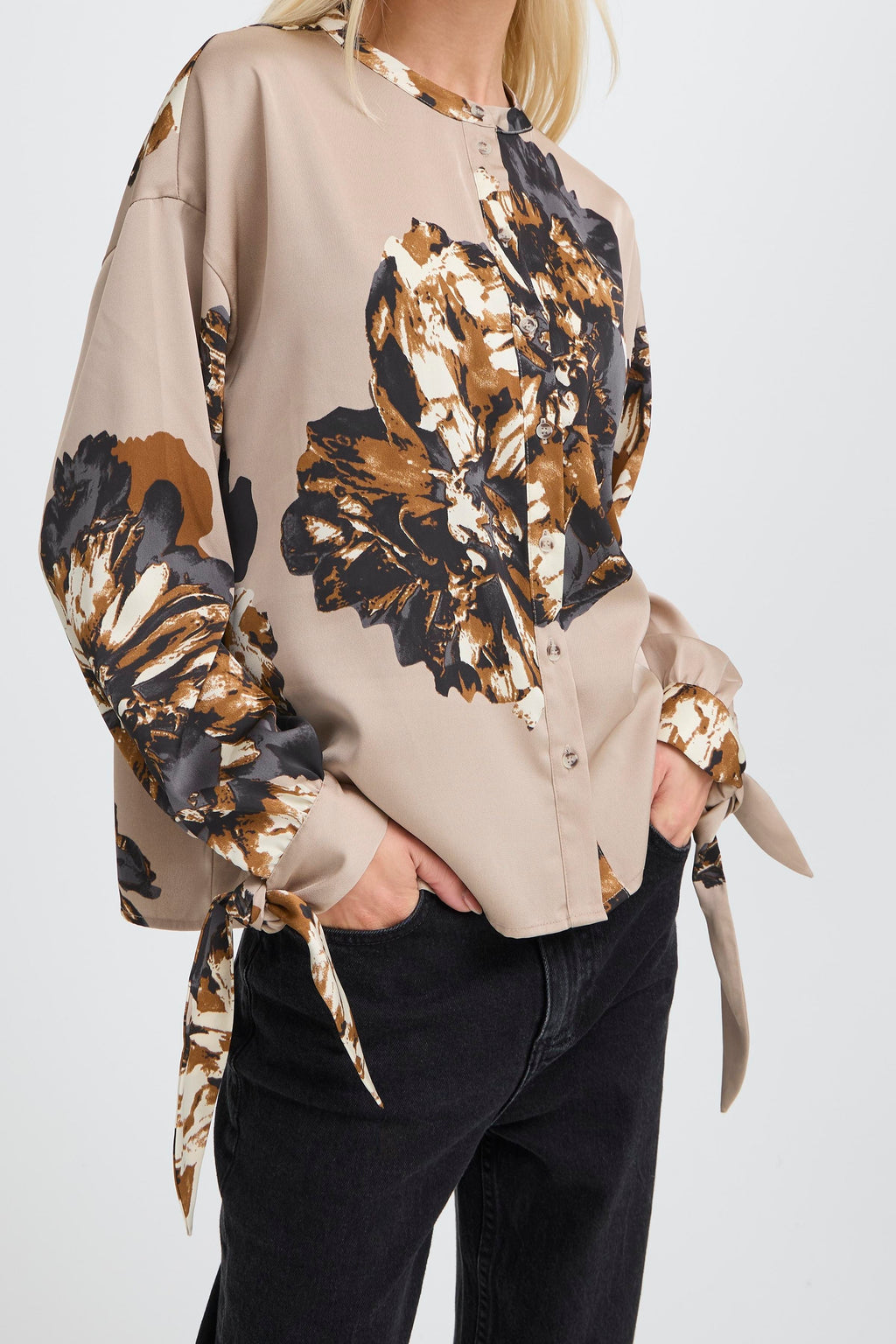 B young Byjannike Bow Shirt