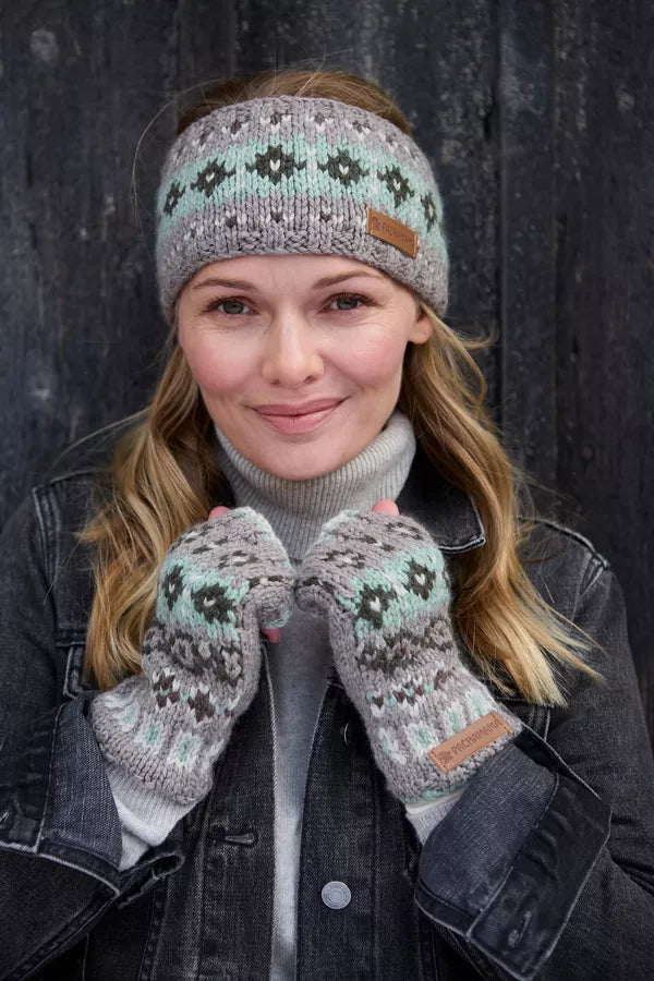 Pachamama Loch Fyne Merino Handwarmer Green-Pachamama-White finn