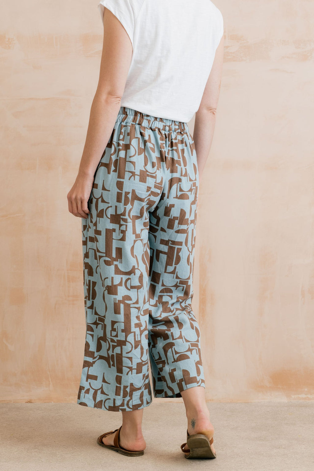 Lily and Me Greta Highline Print Cropped Trousers-Trousers-8-Mocha-