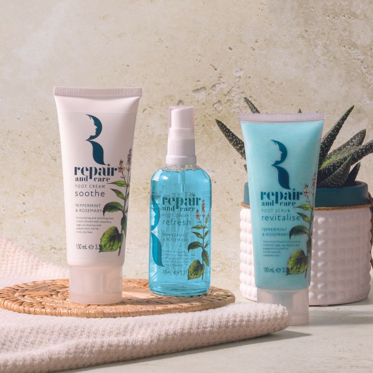 Repair and Care Foot Spray-Body Care-White finn