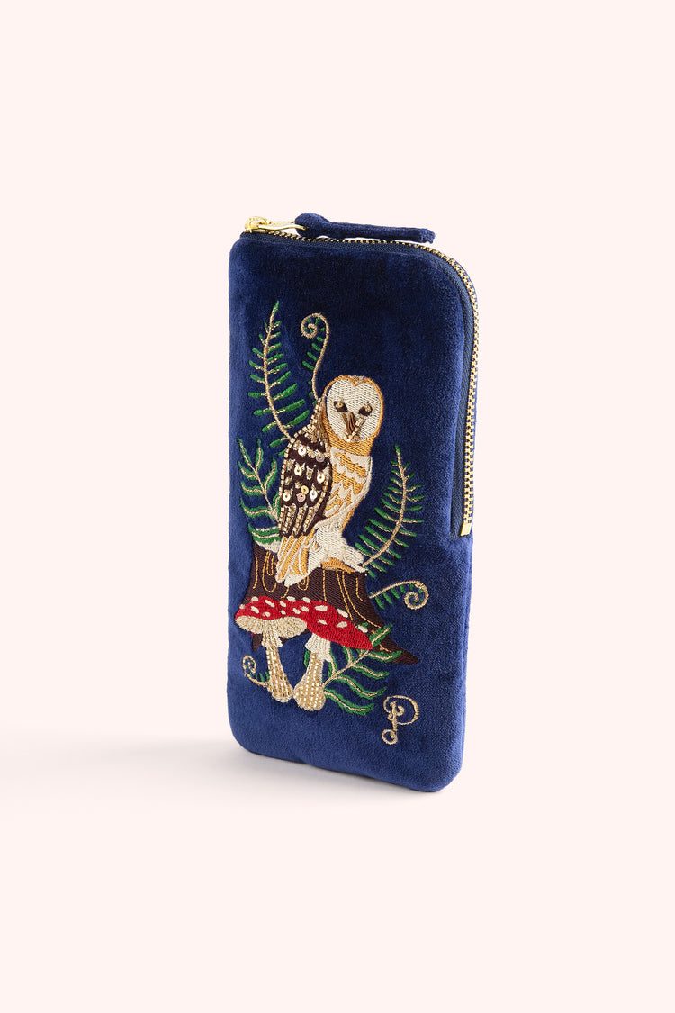 Powder Velvet Sunglasses Pouch - Woodland Owl-Powder-White finn