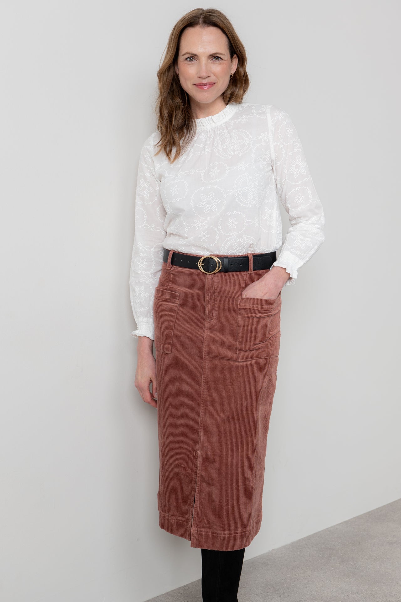 Lily and Me Fiona Top Embroidered-White finn