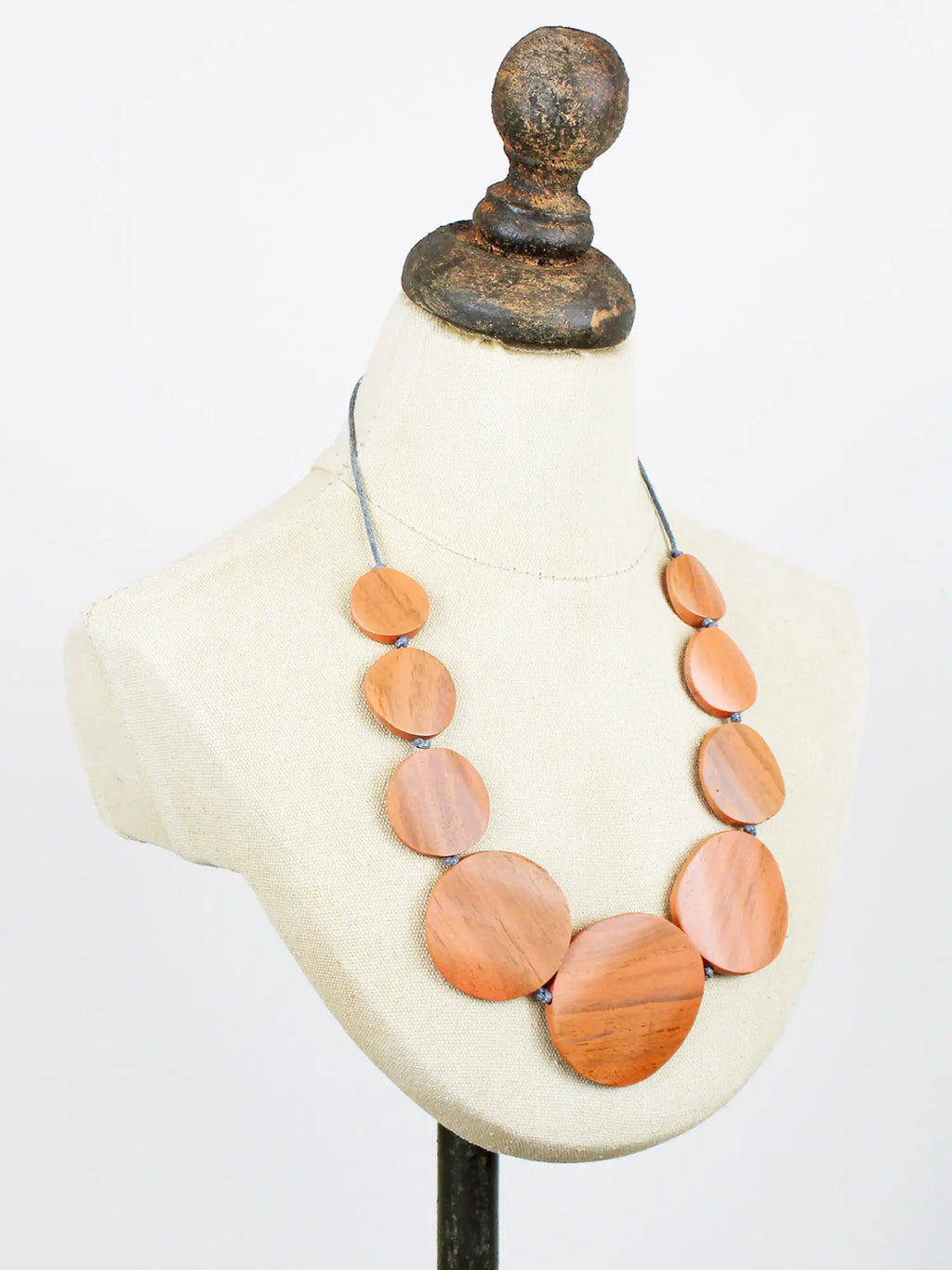 Suzie Blue Overlapping Wooden Disc Necklace FB1508