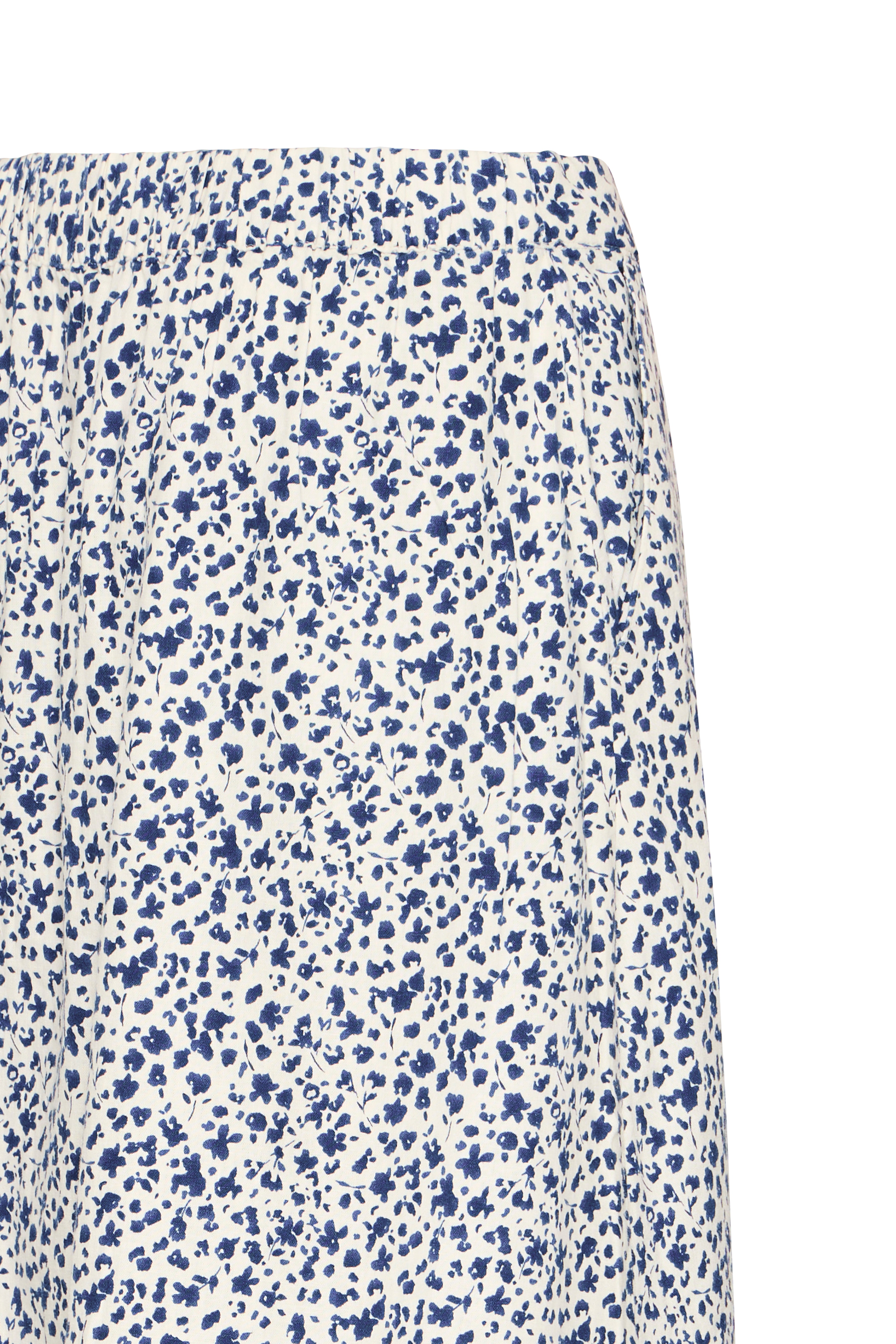 B young Byfalakka Button Skirt