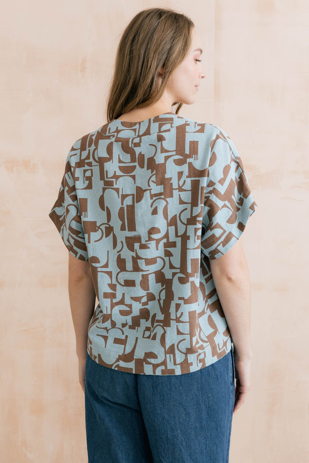 Lily and Me Orchard Linen Blend Shell Top Mocha