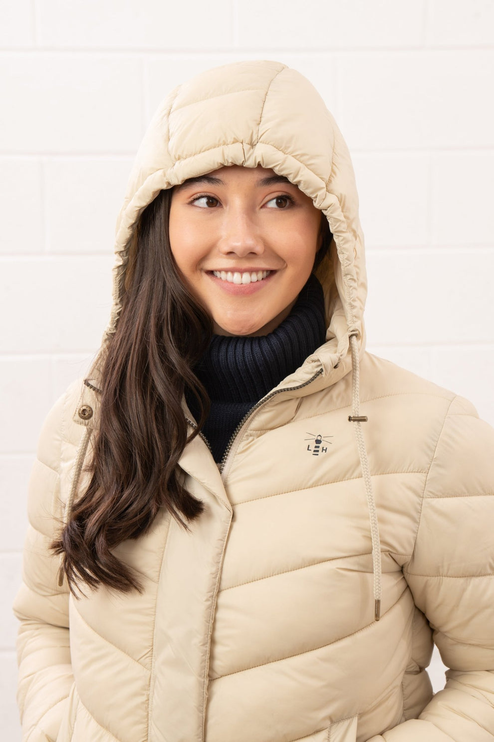 Lighthouse Laurel Coat
