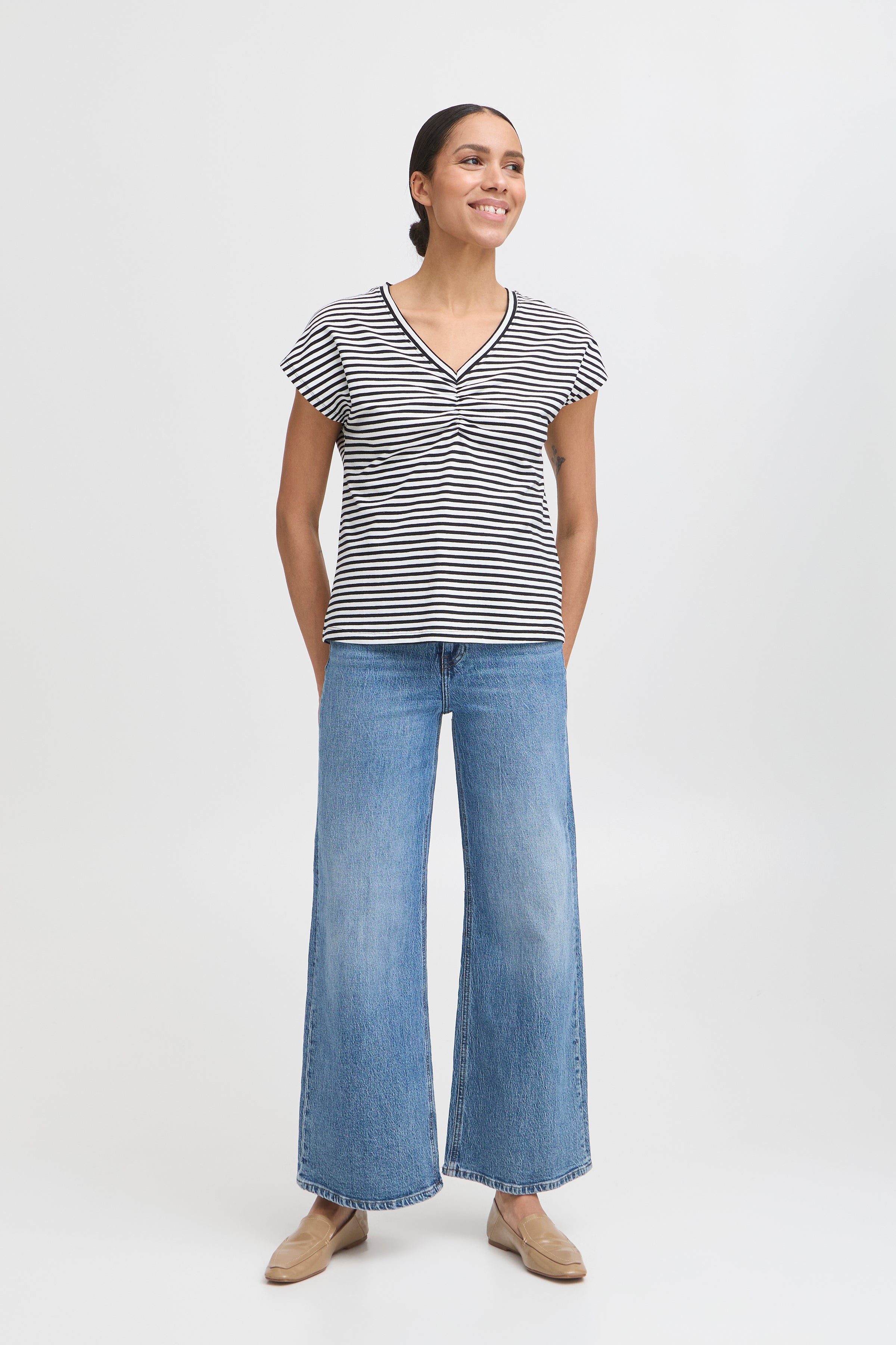 B young Bypandinna Striped Tee-Shirts & Tops-White finn