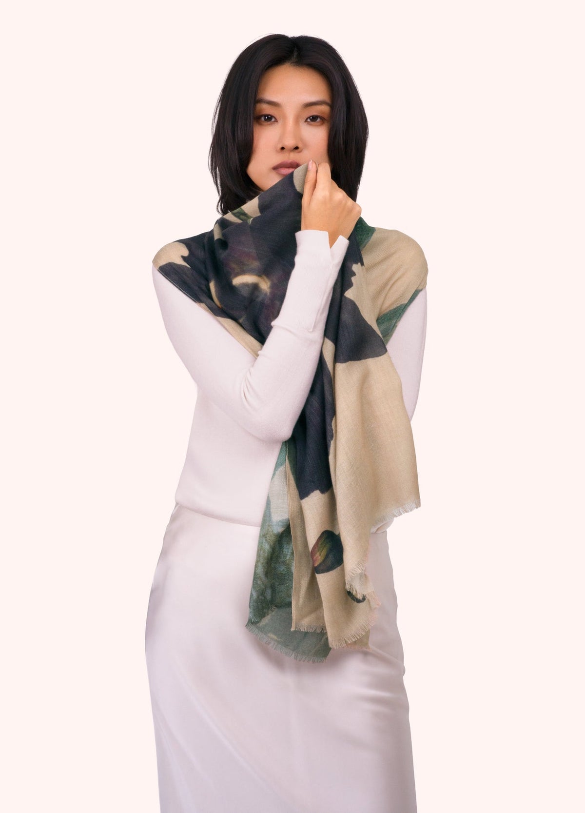Powder Wool Wrap Scarf - Midnight Orchid