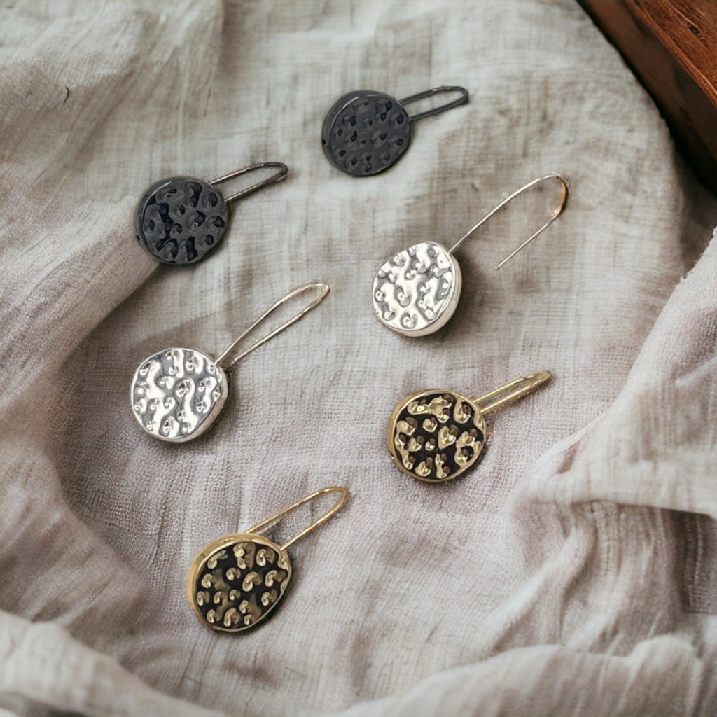 Jess and lou Battered Circles on hook ER124-Jess and Lou-White finn