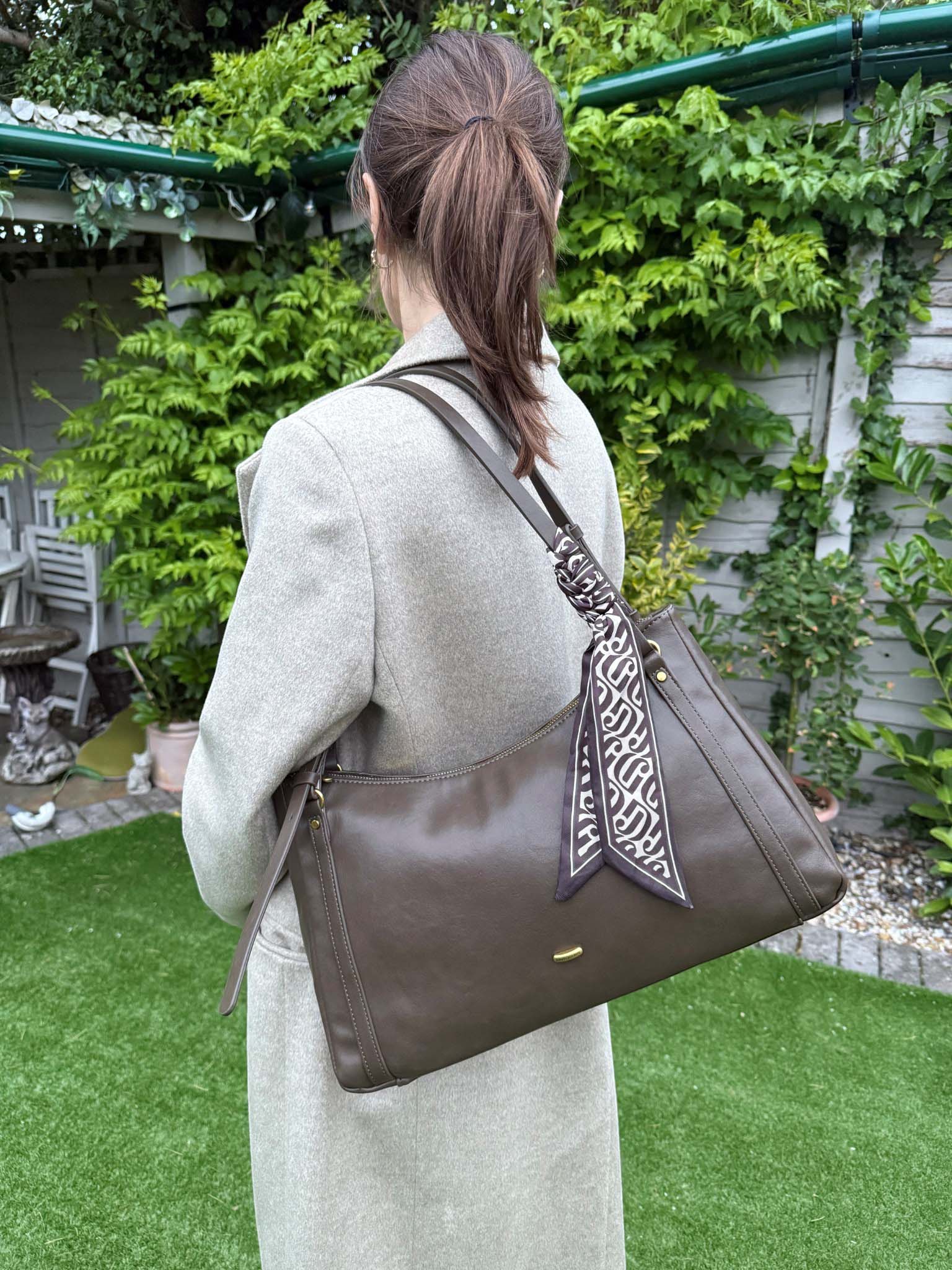 David Jones slouchy Shoulder Bag CM8677