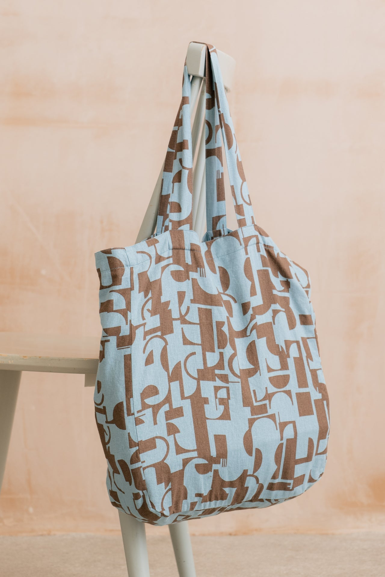 Lily and Me Linen Blend Highline Print Tote Bag Mocha