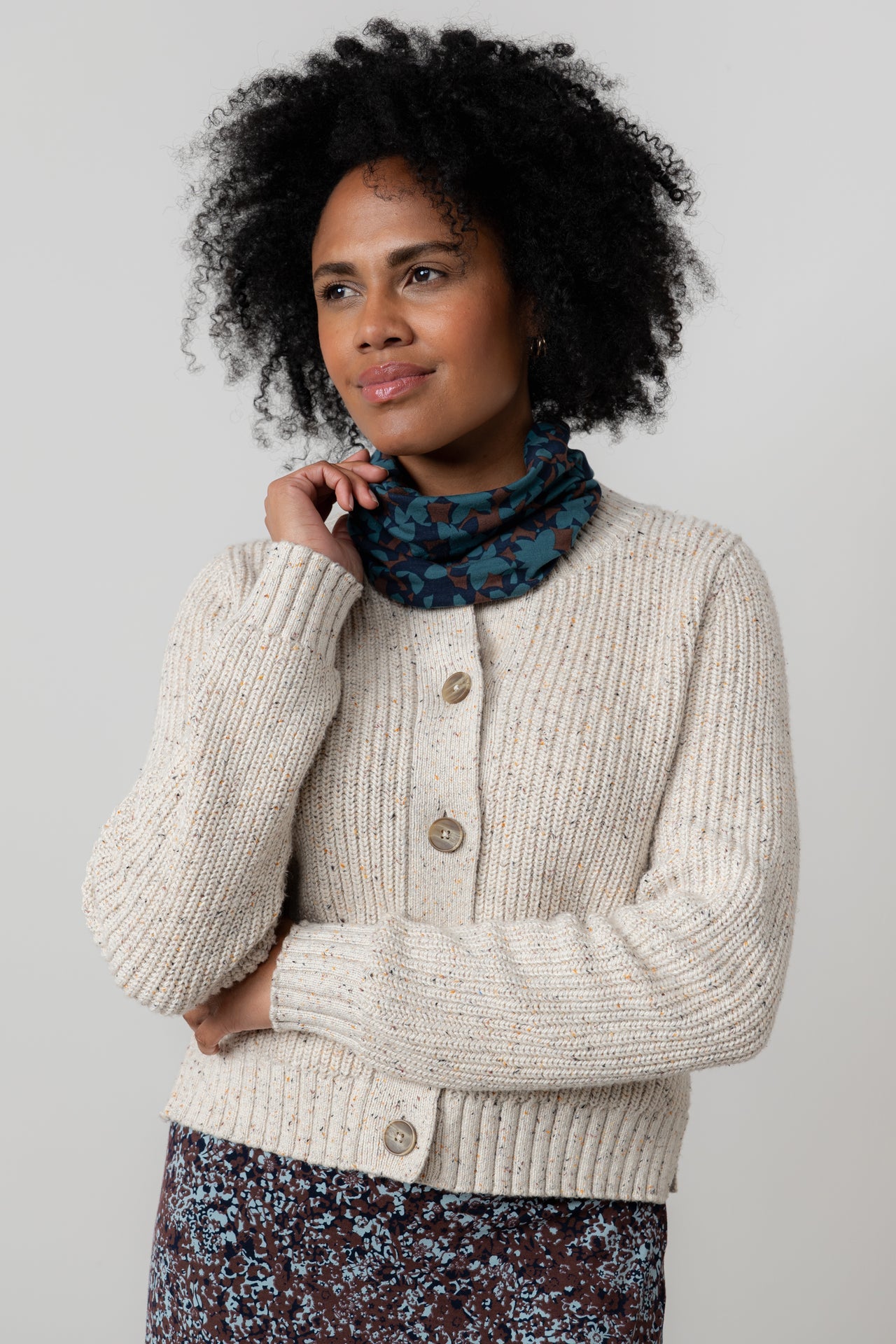 Lily and Me Geo Bloom Multiband-White finn
