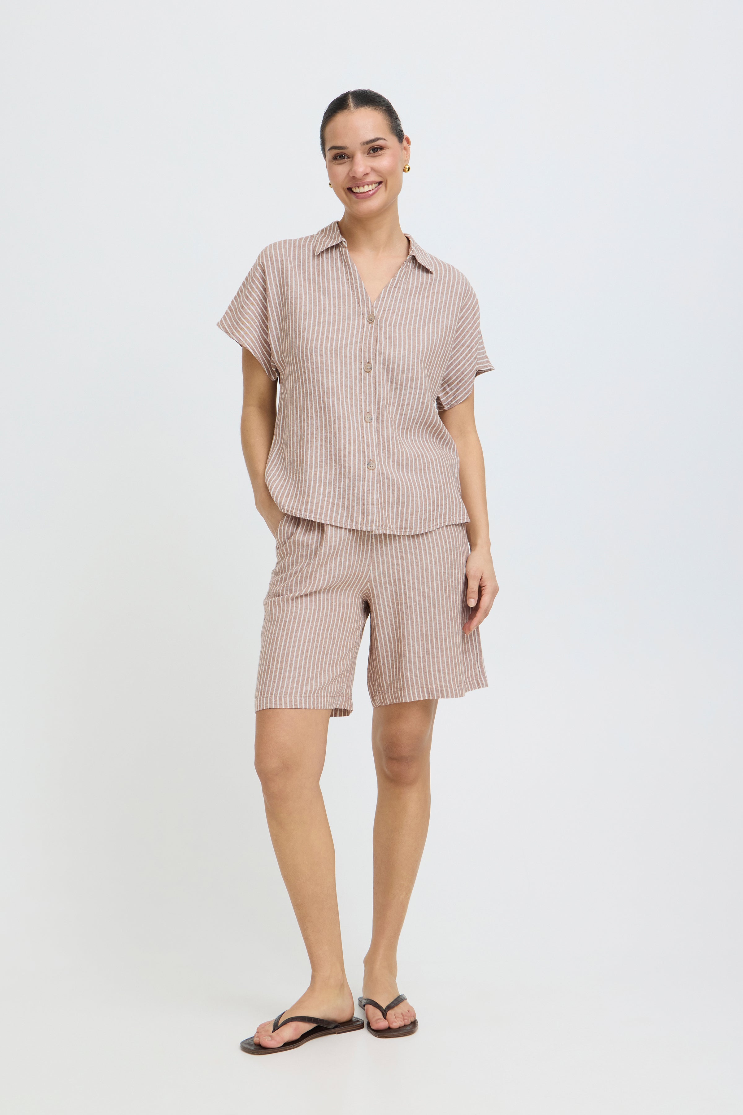 B young Byfalakka Cap Sleeve Shirt