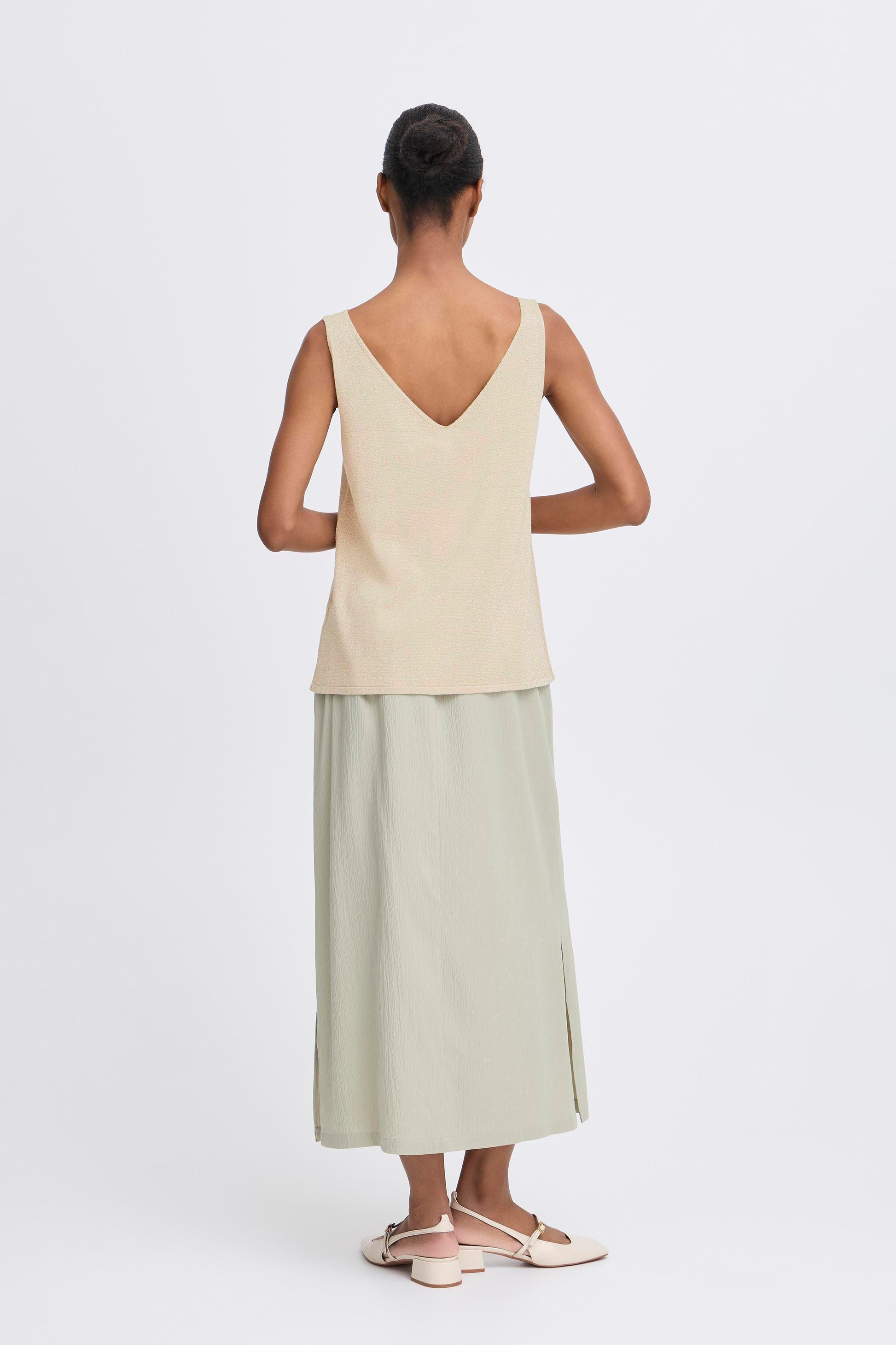 B young Bymobbe Top-White finn