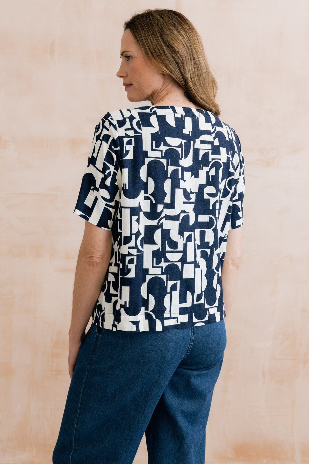 Lily and Me Bella Linen Blend Shell Top Navy