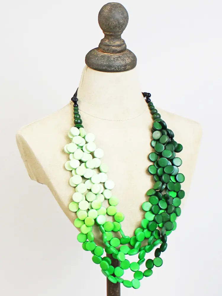 MULTI-STRAND WOODEN DISC CLUSTER NECKLACE UJ6401
