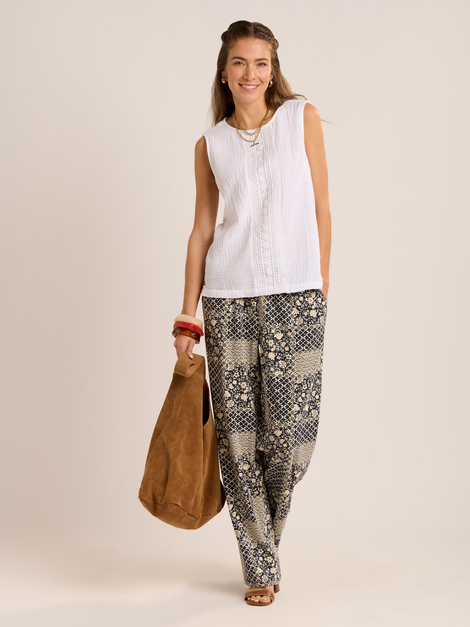 Brakeburn Lilly Double Cloth Sleeveless Blouse
White