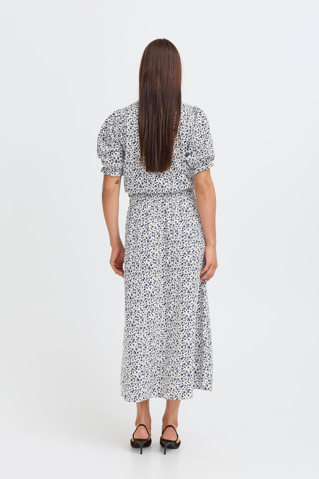 B young Byfalakka Button Skirt