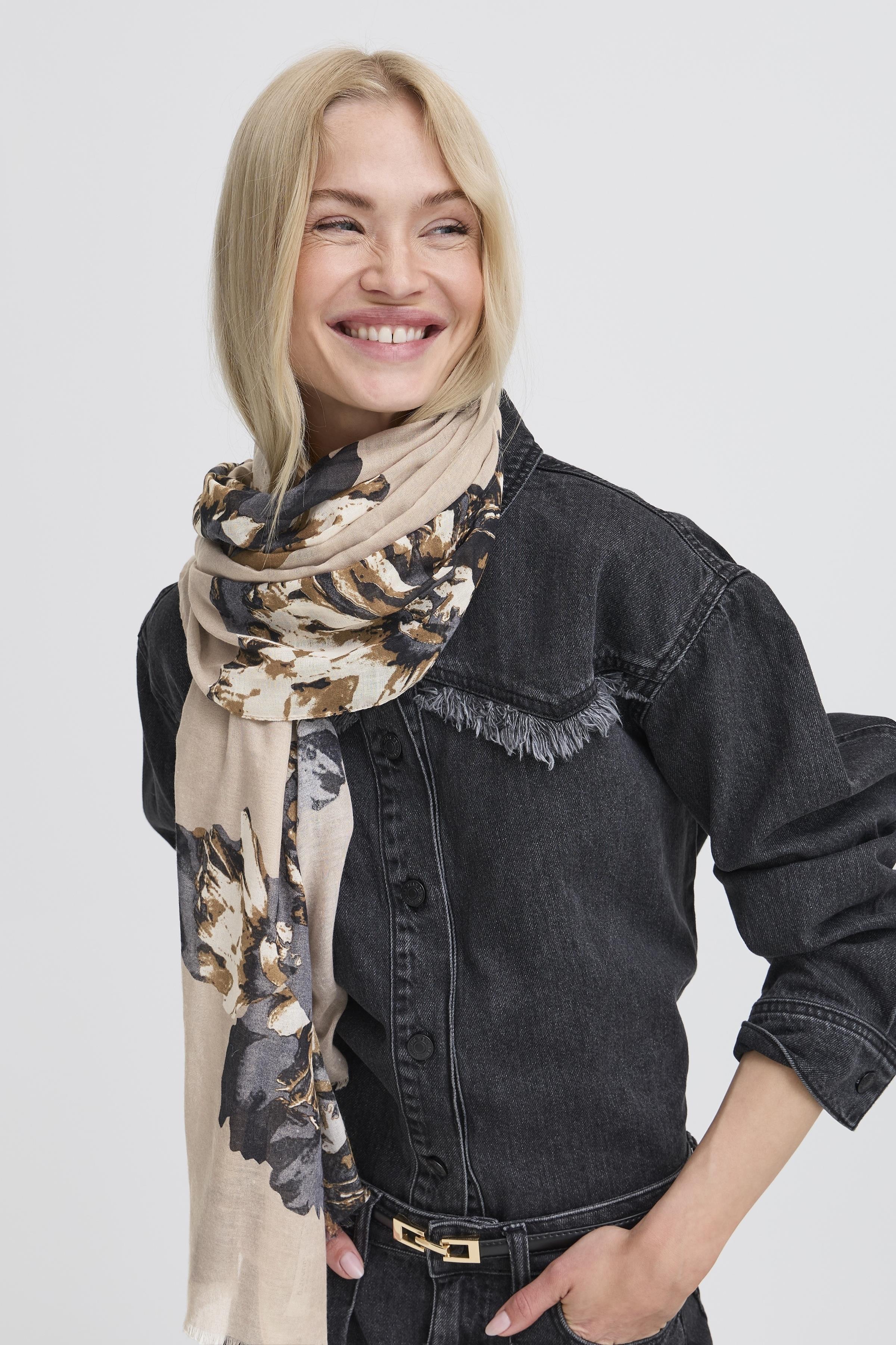 B young Bywallam Scarf Mega Floral-Scarf-White finn