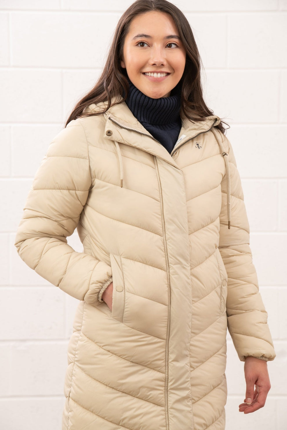 Lighthouse Laurel Coat