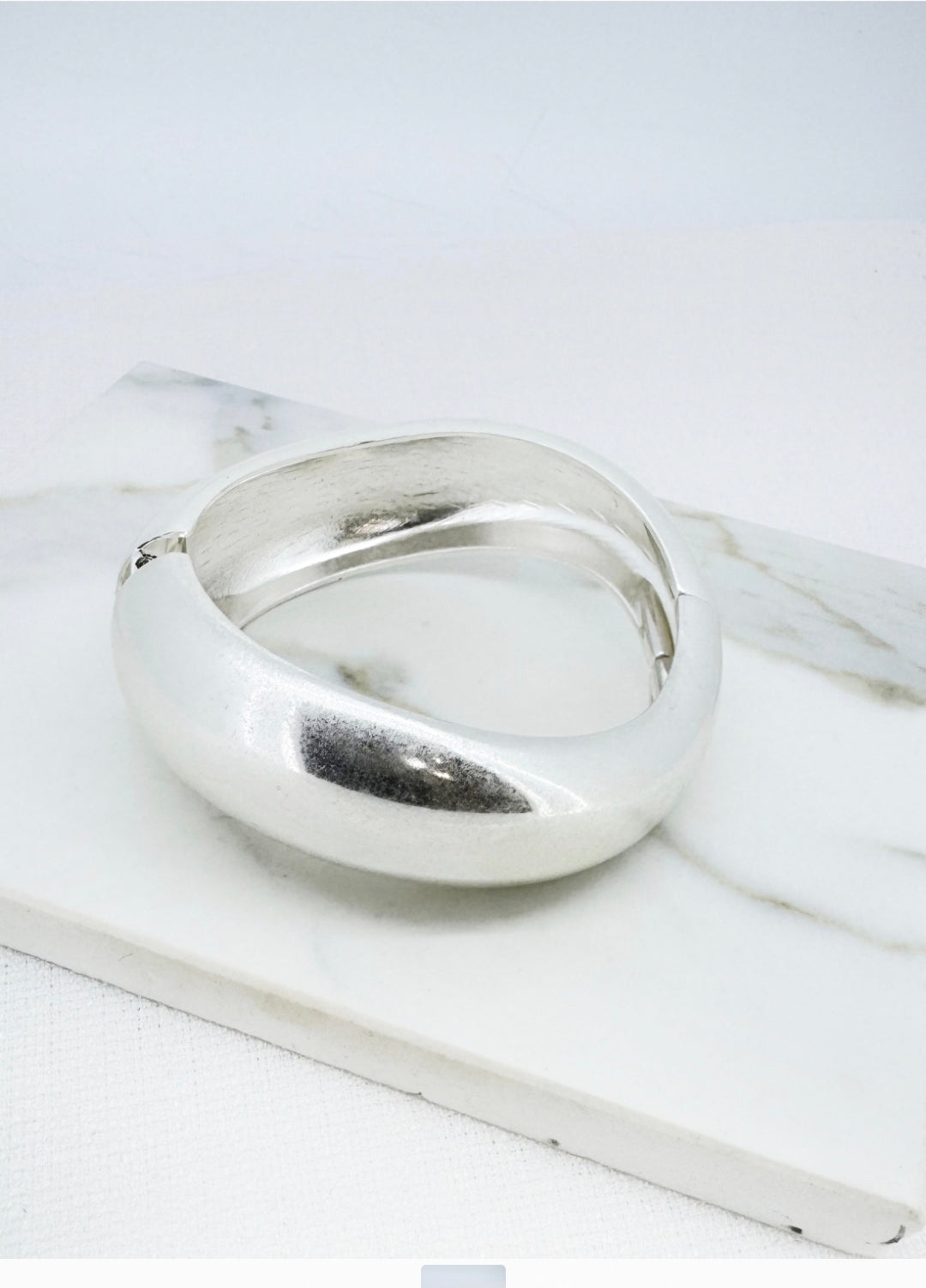 Envy Silver Cuff Bracelet 4714-Envy-White finn