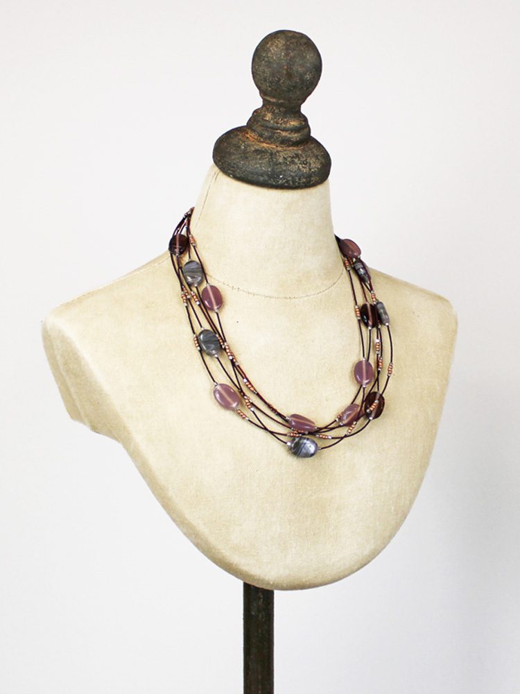 Overlapping Glass Bead Necklace DC1610
