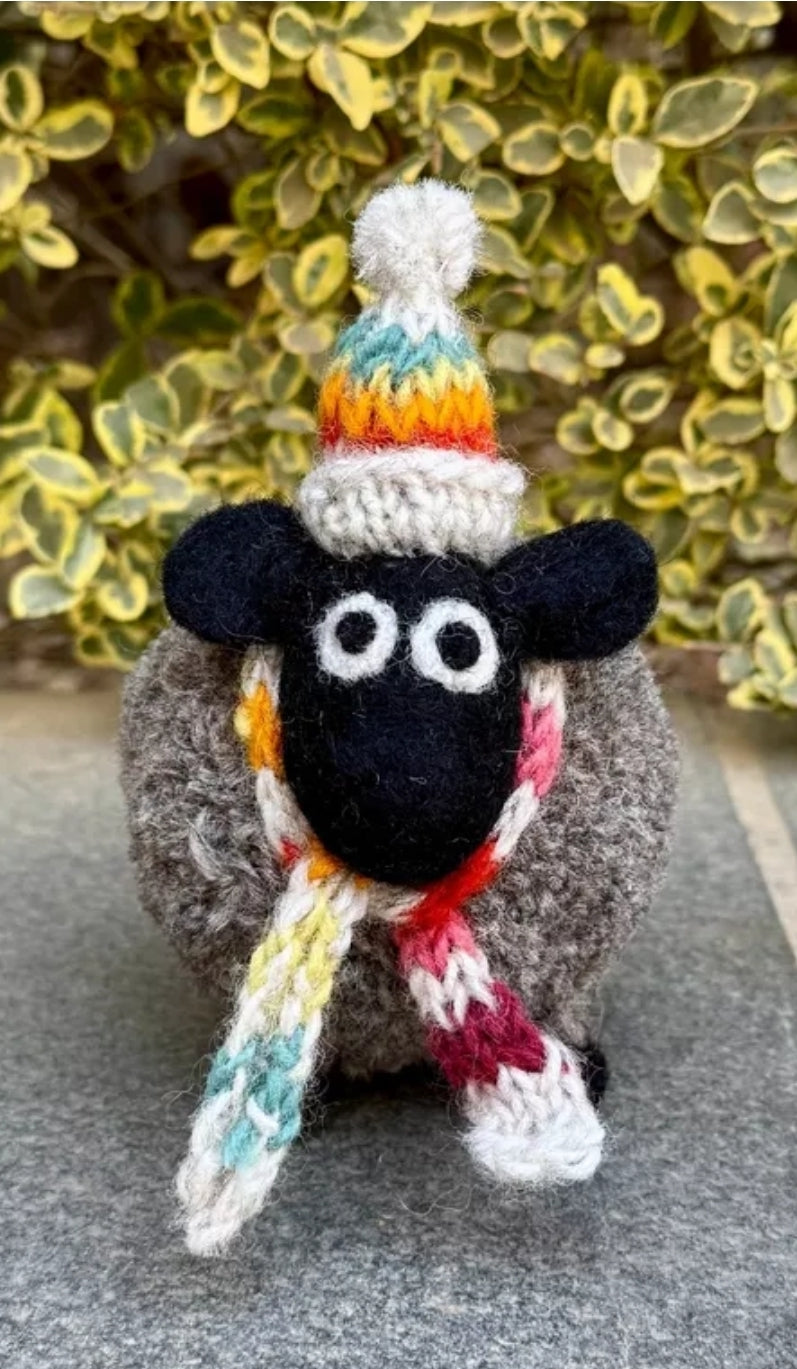 Pachamama Staurt The Lakeland Sheep-Pachamama-White finn