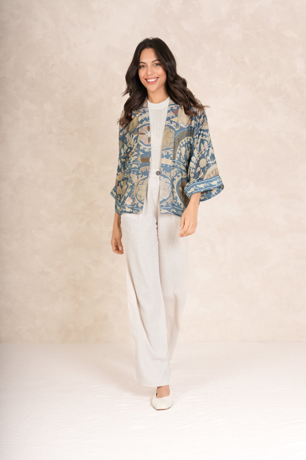 One Hundred Stars Susani charcoal Kimono-Kimono-White finn