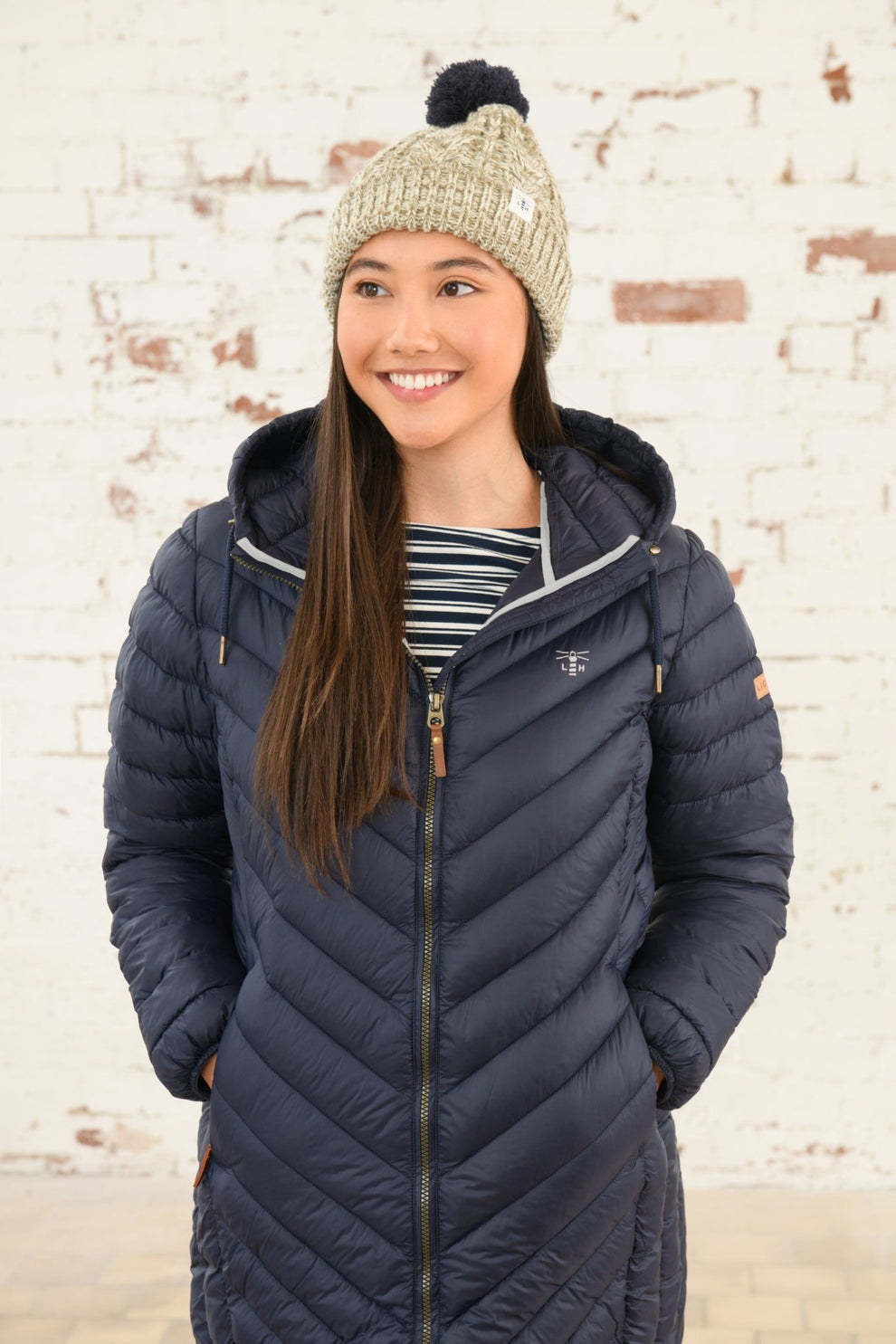 Lighthouse Laurel Coat