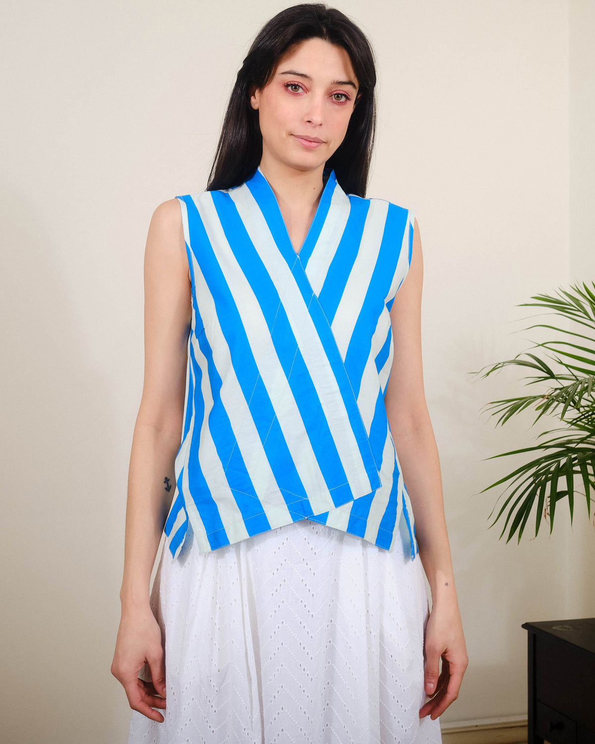 Pretty Vacant Nikki Top-White finn