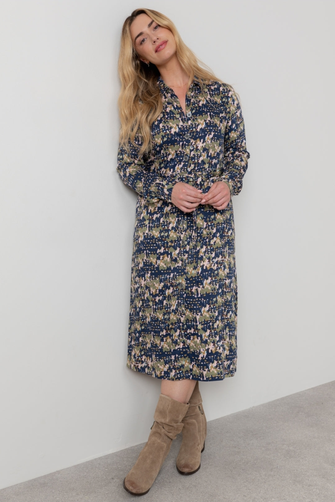 Lily and Me Anya Midi Shirt Dress Clover-White finn