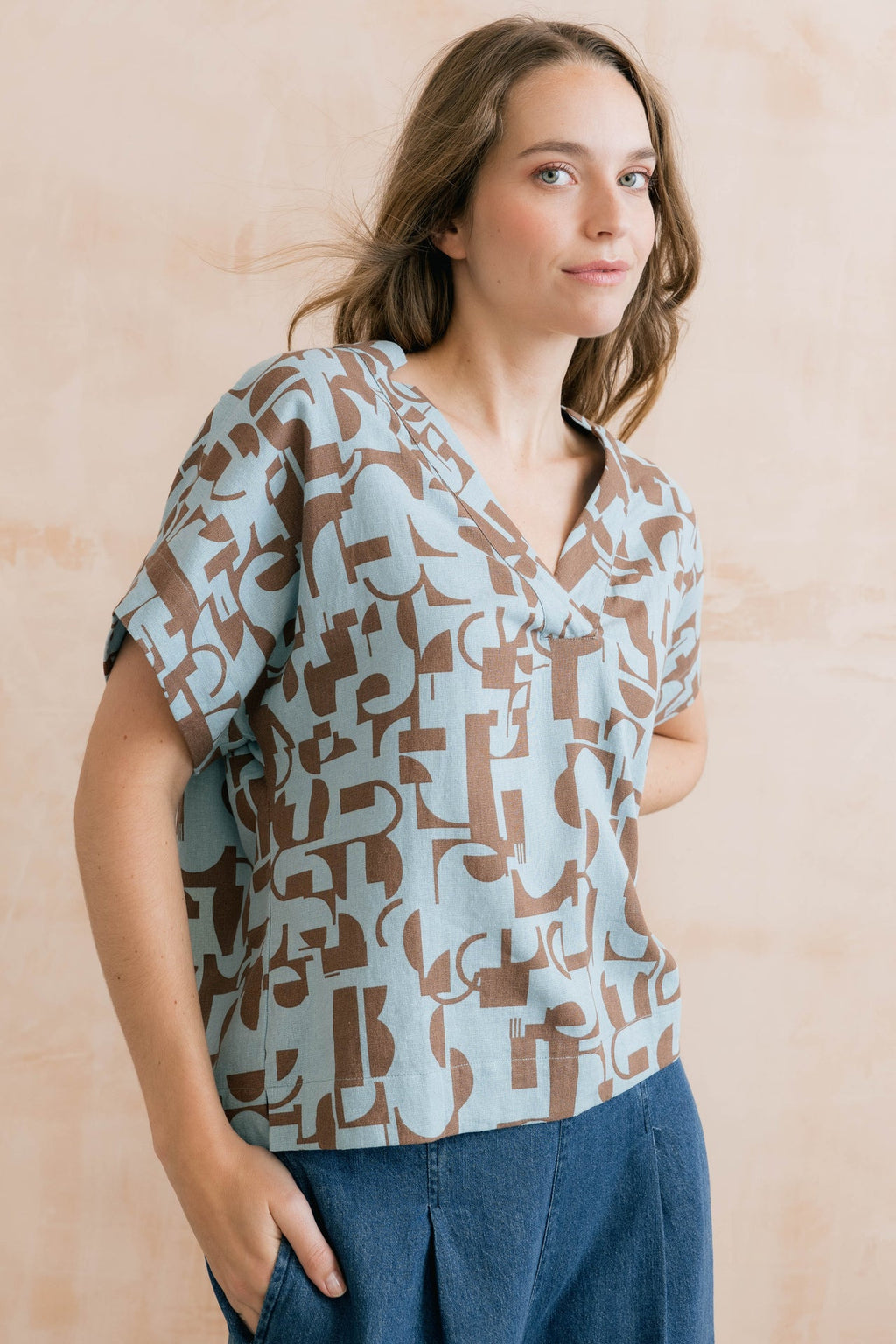Lily and Me Orchard Linen Blend Shell Top Mocha