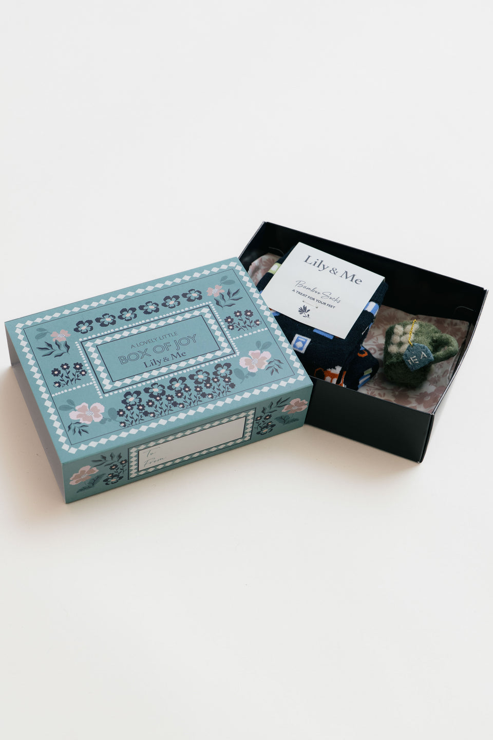 Lily & Me THE PERFECT CUPPA SOCK GIFT BOX