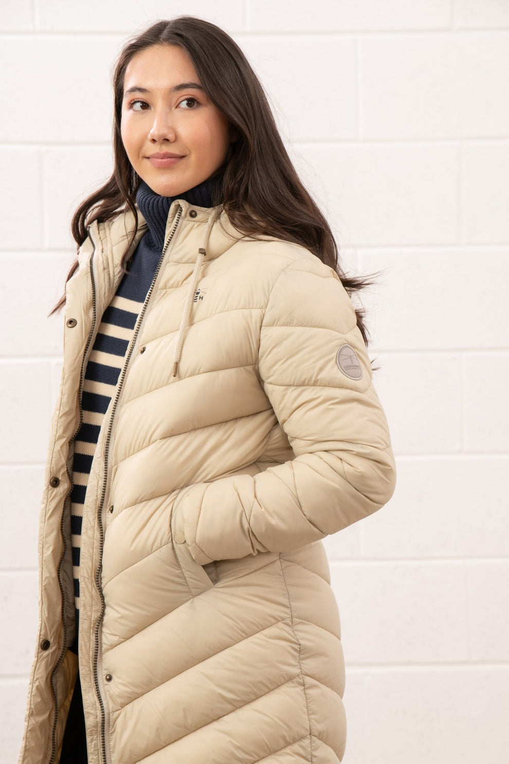 Lighthouse Laurel Coat