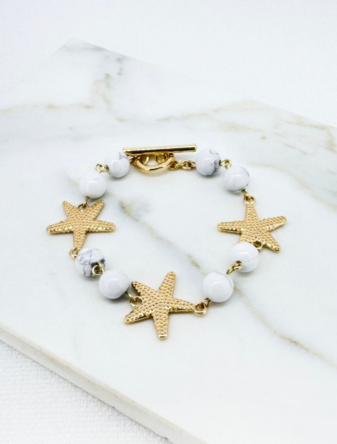 Envy White and Gold Star Bracelet 4822-Envy-White finn
