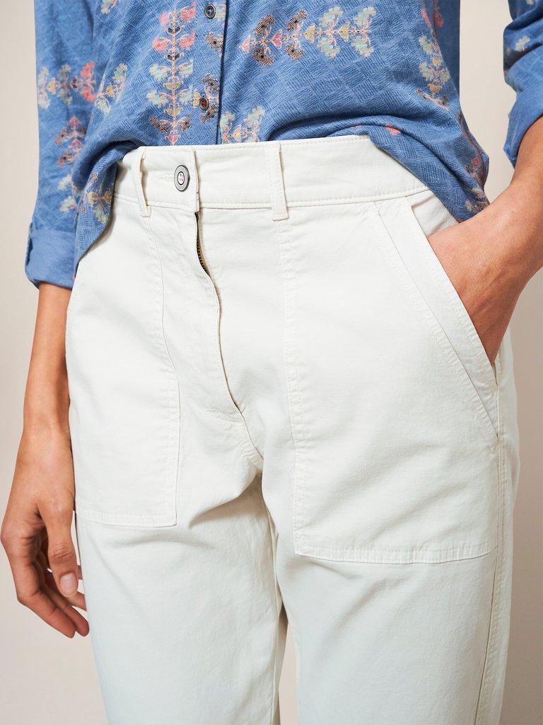 White Stuff Twister Chino-White finn