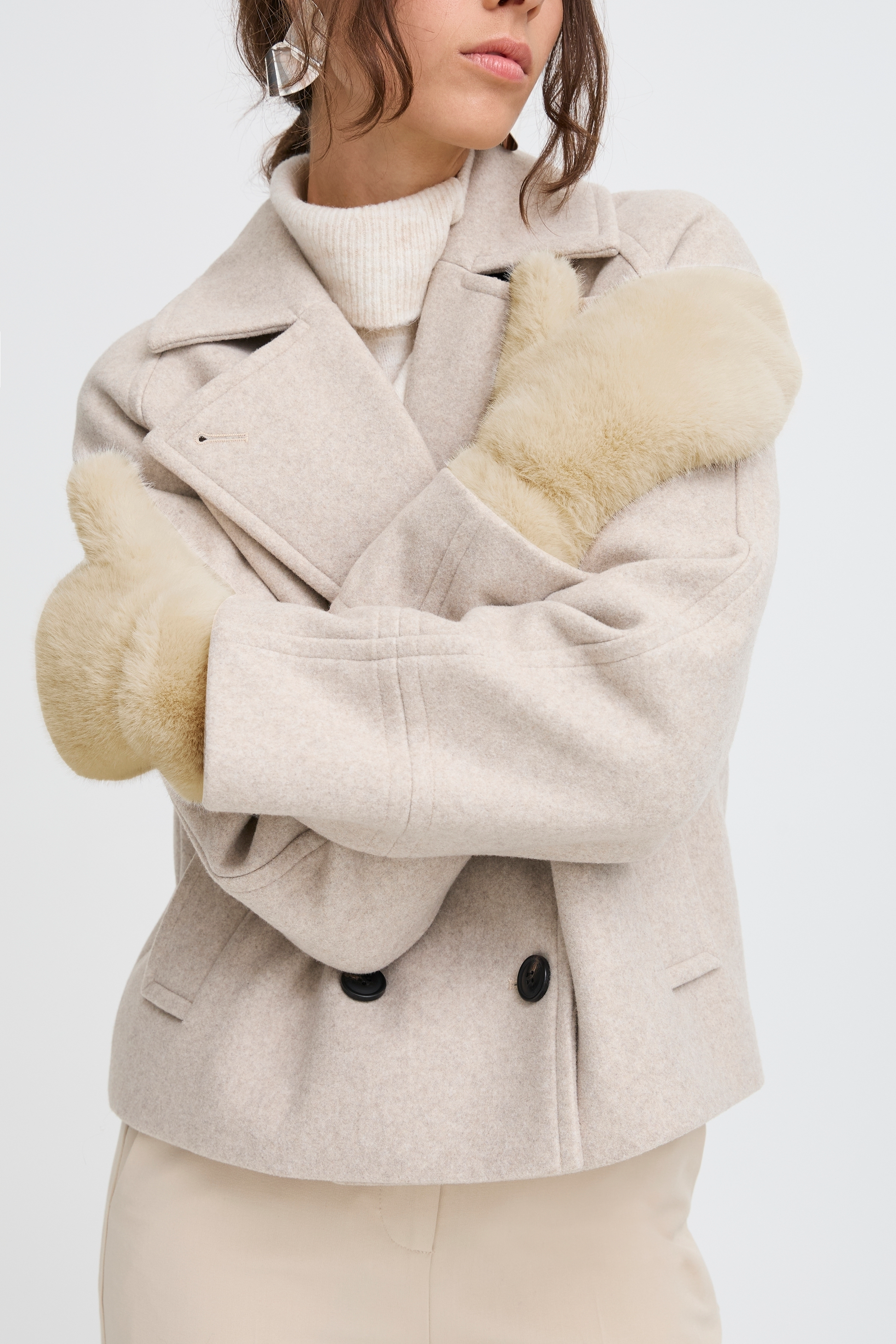 B young Bywolfie Mittens-b.young-White finn