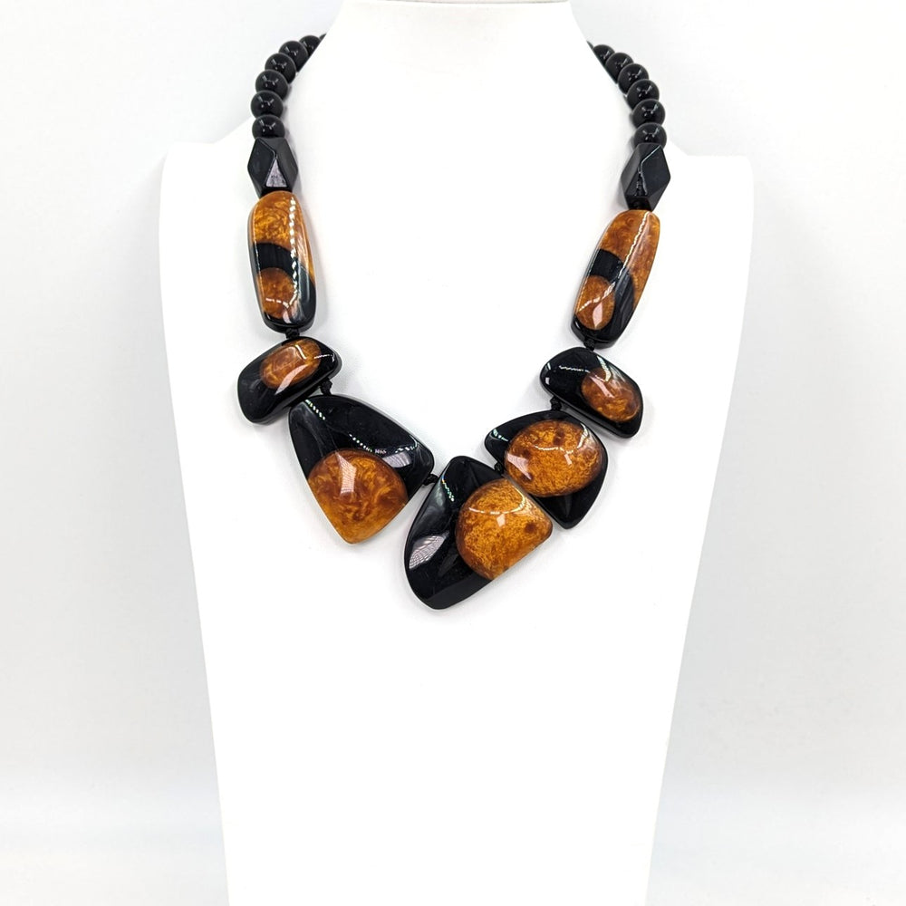 Organic shape beaded statement necklace with caramel accents KW001N