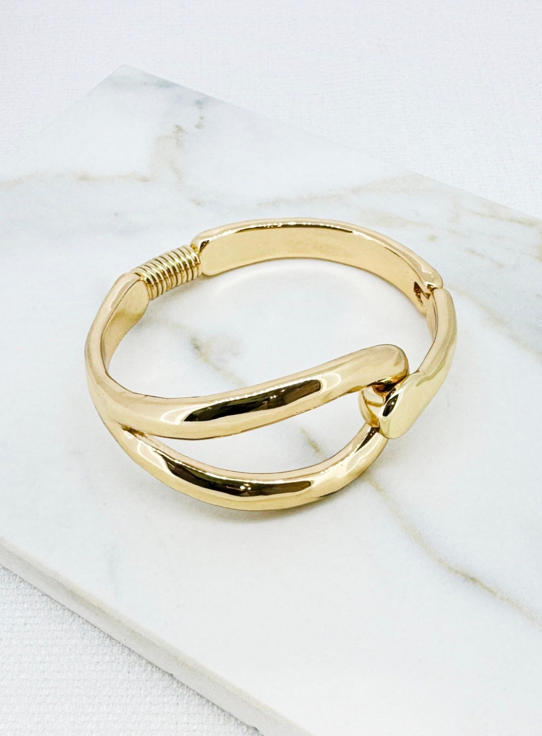 Envy Loop Cuff Bracelet 4778-Envy-White finn