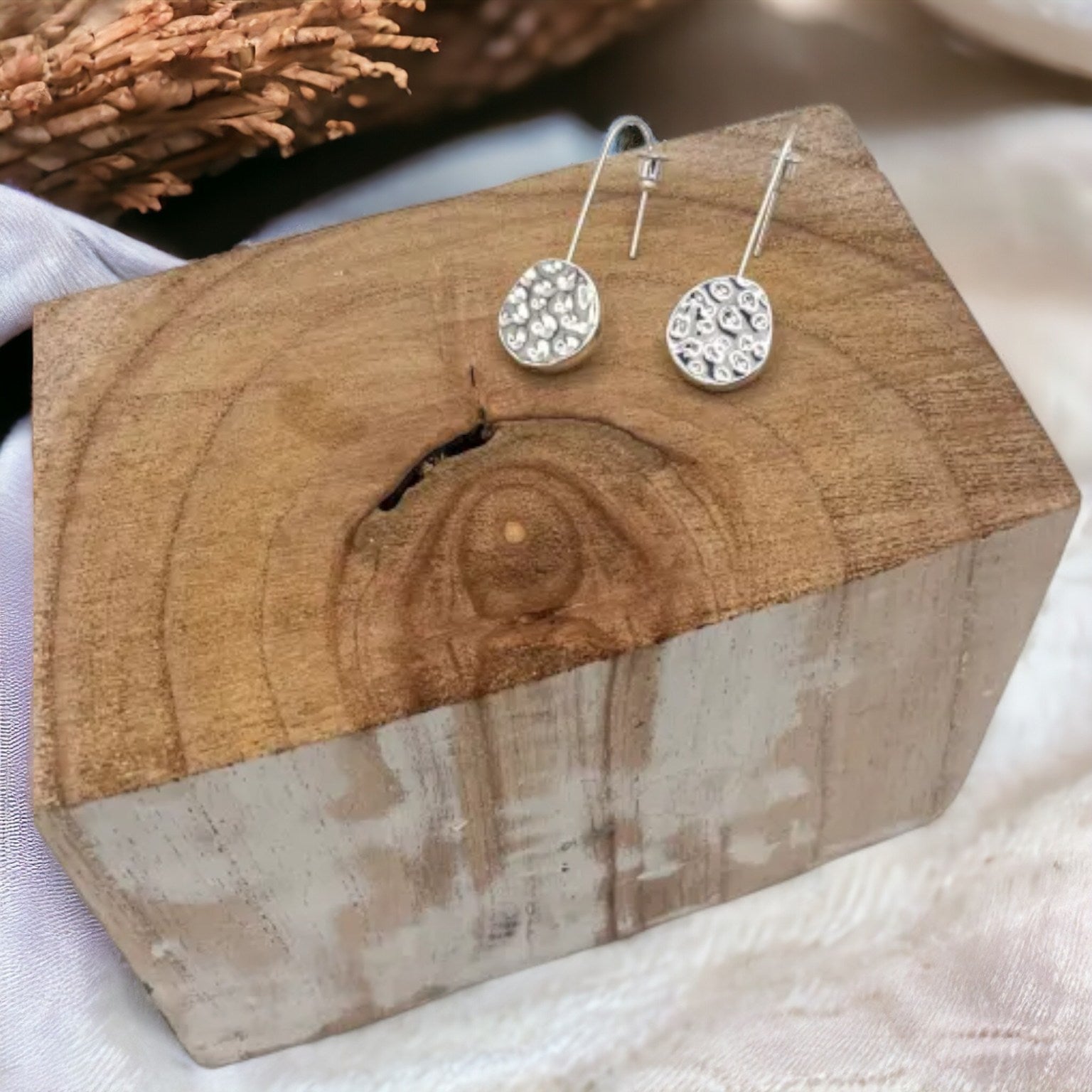 Jess and lou Battered Circles on hook ER124-Jess and Lou-White finn