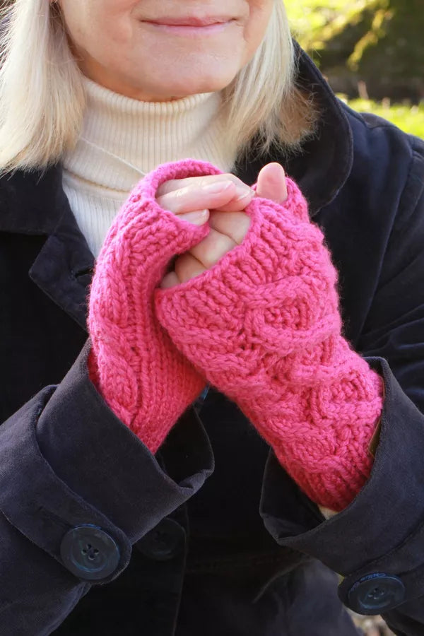 Pachamama Enniskerry Handwarmer (Merino) Rose